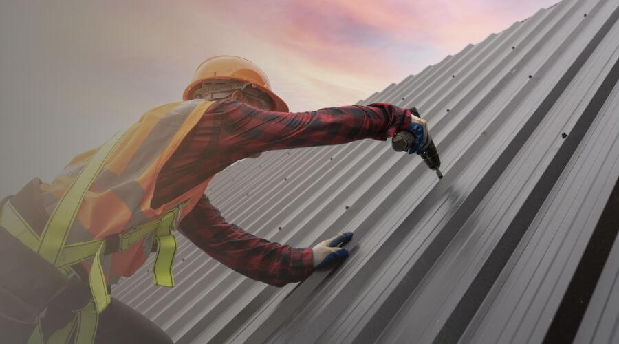 Professional residential roofers in Lowell, OH